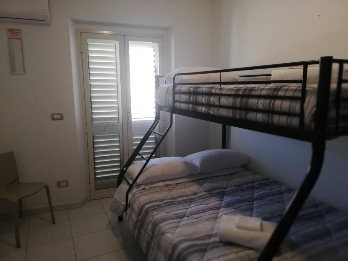 Il Laureato Appartement Reggio di Calabria Buitenkant foto